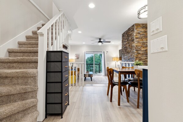 Interior - Quiet Mountain Home with Fireplace, A+ location! (Banner Elk)