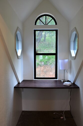 Rural Jacksonville Cottage