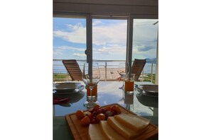 Dining - A dreamlike view & private parking in Kastav, Apartment Alina (Kastav)