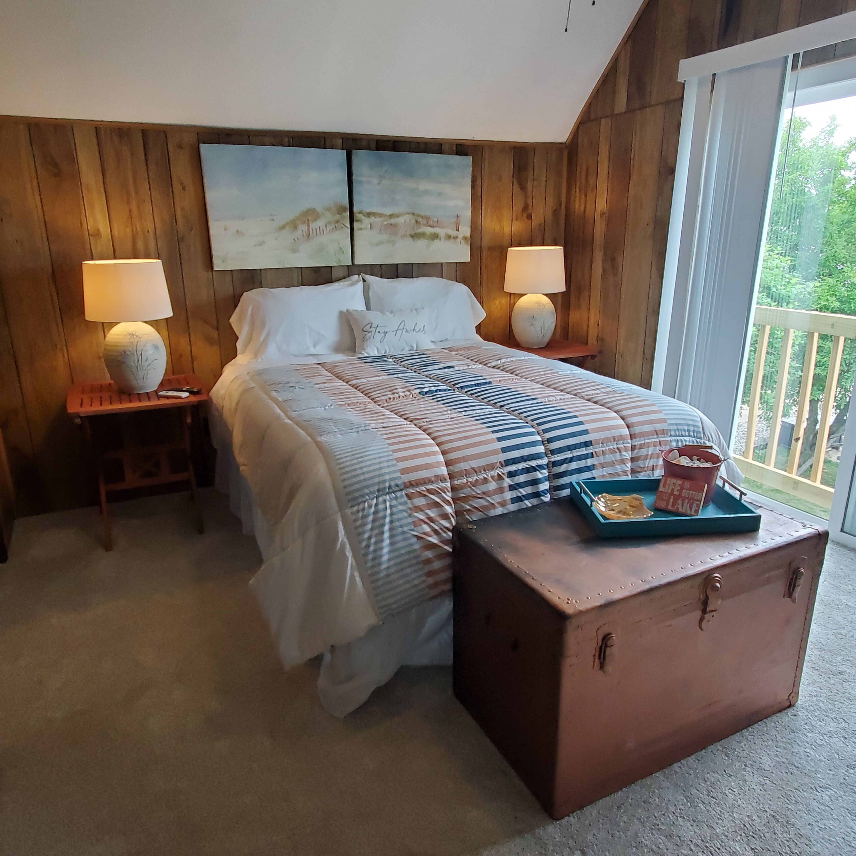 5 bedrooms, travel crib, WiFi (free), bed sheets