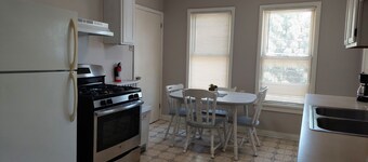 Relaxing Spot in Wilkes-Barre with Private Parking