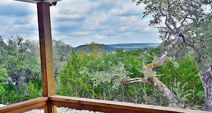 Simply Irresistible, Family & Pet Friendly, 5 Minutes to Lake & River