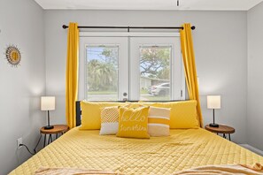 2 bedrooms, desk, iron/ironing board, free WiFi