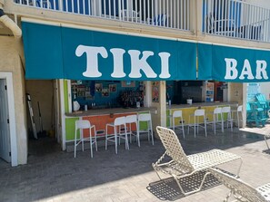 Bar (en la propiedad)