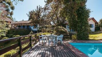 Chalet | Outdoor dining