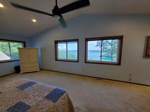 4 Schlafzimmer, Schreibtisch, kostenloses WLAN, Bettwäsche