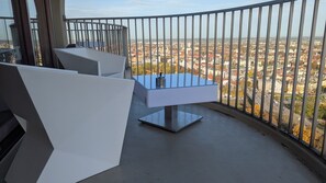 Property grounds - SKY - Romantic -room 33 Etage Hotelturm Augsburg (Augsburg)