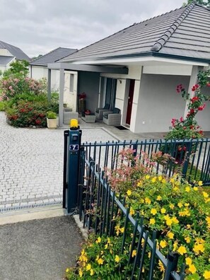 Exterior - Chez Nicolas - Sendets (SENDETS)