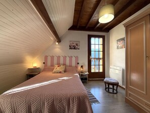 2 bedrooms, Internet