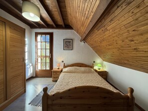 2 bedrooms, Internet