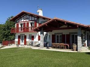 Extérieur