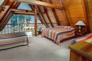 4 bedrooms, bed sheets