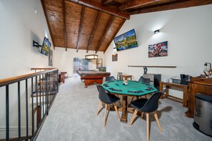 Spielezimmer