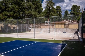 Sport court - Innsbrook Vacation Condo 4A (Ruidoso)