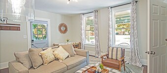 The Sweet Magnolia is just blocks from both downtown Nacogdoches & SFA campus! 