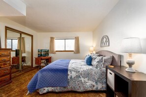 2 bedrooms, free WiFi, bed sheets - Innsbrook Vacation Condo 233 (Ruidoso)