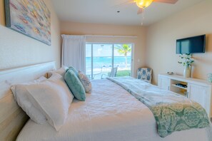 2 habitaciones, tabla de planchar con plancha, cuna de viaje y wifi 