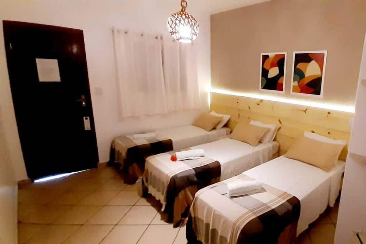 Minibar, free WiFi, bed sheets