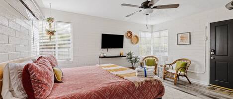 1 makuuhuone, silitysrauta/-lauta, ilmainen Wi-Fi, vuodevaatteet