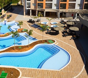 Outdoor spa tub - Alta Vista – Achei Ferias (Caldas Novas)