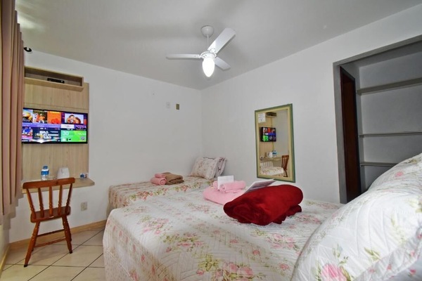 Triple Room (Suite Tripla) | Blackout drapes, iron/ironing board (on request), WiFi (free)