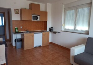 Interior - 5 minutes to the beach (Ližnjan)