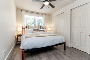 2 bedrooms, iron/ironing board, WiFi, bed sheets