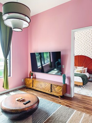 1 chambre, fer et planche à repasser, Wi-Fi, literie fournie