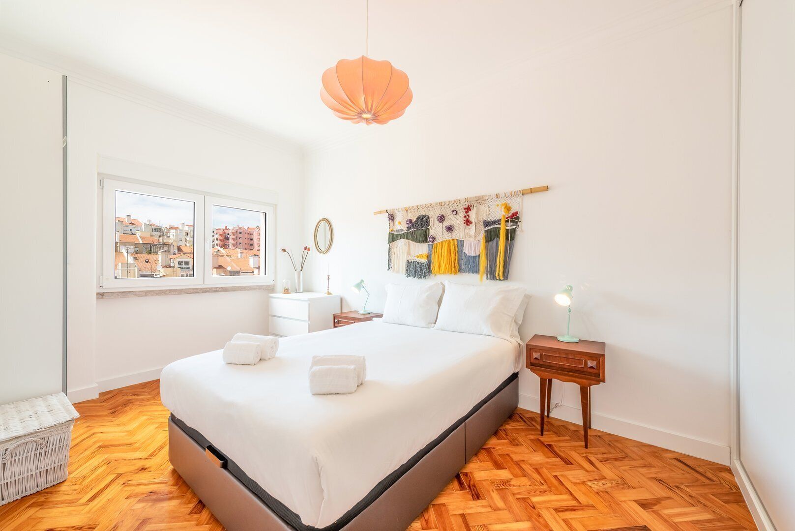 1 bedroom, desk, iron/ironing board, Internet