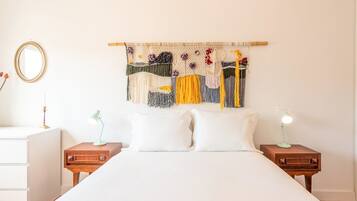 1 Schlafzimmer, Schreibtisch, BĂŒgeleisen/BĂŒgelbrett, Internetzugang