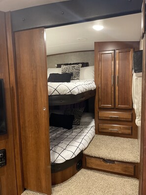 2 Schlafzimmer, Bettwäsche