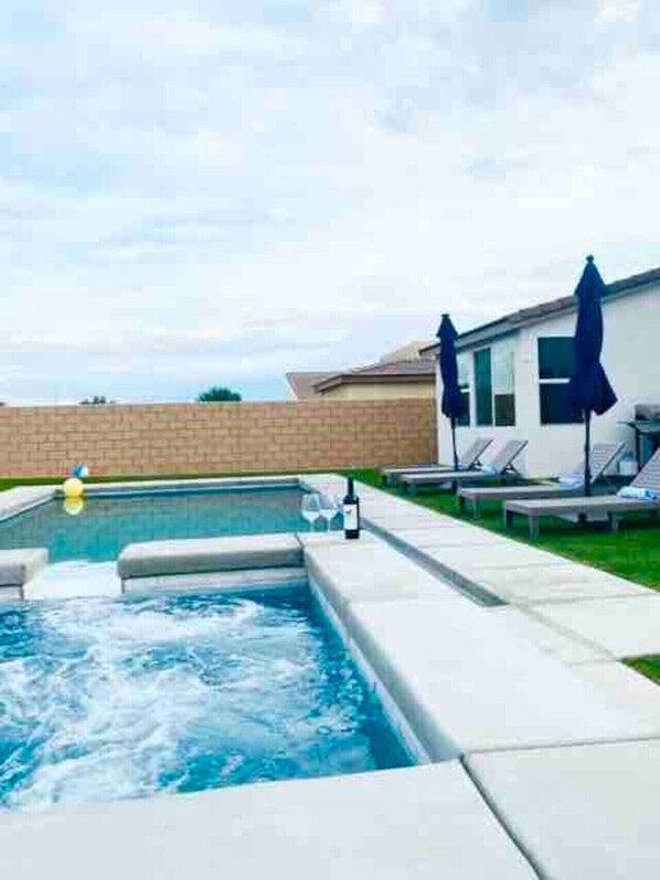 Outdoor pool, a heated pool