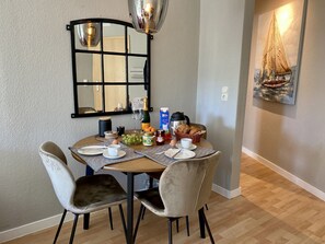 تناول الطعام