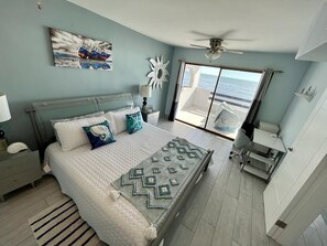 2 bedrooms, in-room safe, desk, iron/ironing board