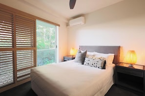 3 chambres, accès à Internet (gratuit)