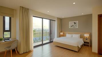 5 bedrooms, desk, free WiFi, wheelchair access