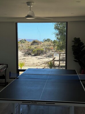 Games room - Normanville Beach House - Wake up to the sound of the ocean and bird life. (Normanville)