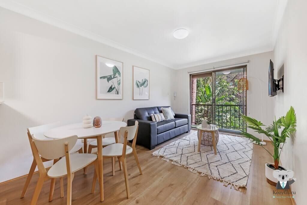 KOZYGURU | Pyrmont | Charming | Split Level APT + Free PARKING