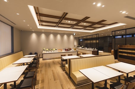 Restaurant. SOTETSU GRAND FRESA KUMAMOTO