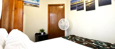 1 Schlafzimmer, Schreibtisch, kostenloses WLAN, Bettwäsche