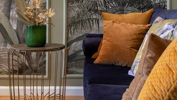 Appartement | Woonruimte | Een smart-tv, Netflix en streamingdiensten