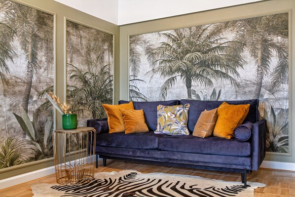 Apartment | 1 bedroom, Egyptian cotton sheets, premium bedding, memory foam beds