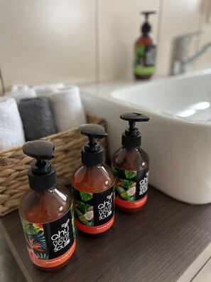 Exclusive Suite | Bathroom | Slippers