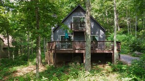 Exterior - Bide-a-Wee- Hike the Trails! Close to the slopes! (Wintergreen Resort)