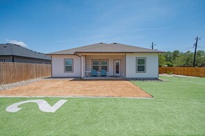 Exterior - Vacation living at its finest! (Aransas Pass)