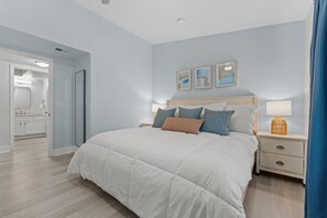 1 bedroom, desk, iron/ironing board, free WiFi - The Grand Destin-y. Cozy Condo close to everything (Destin)