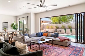 Télévision, espaces bureaux