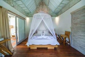Deluxe Villa | 3 bedrooms, in-room safe, free WiFi, bed sheets - Villa Merano (Gili Meno)