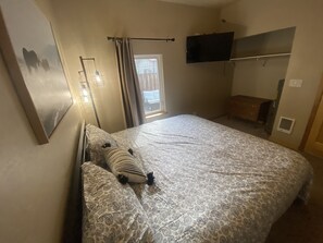 2 makuuhuonetta, ilmainen Wi-Fi, vuodevaatteet