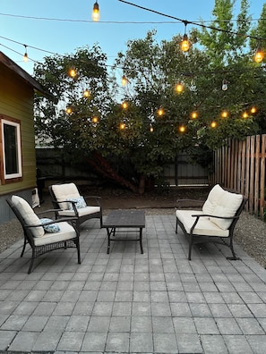 Terrace/patio - Downtown 2 Bedroom Ellensburg Home (Ellensburg)